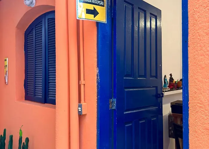 Pinheiros Hostel & Food