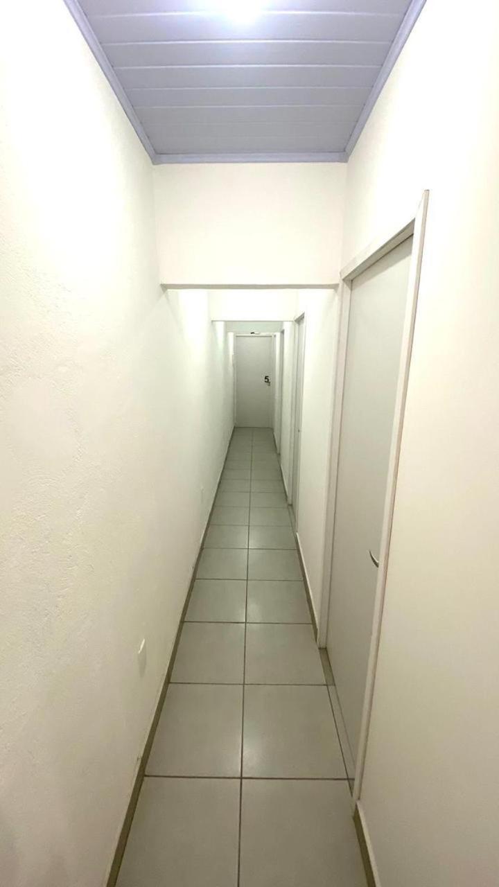 Pinheiros & Food Capsule hotel